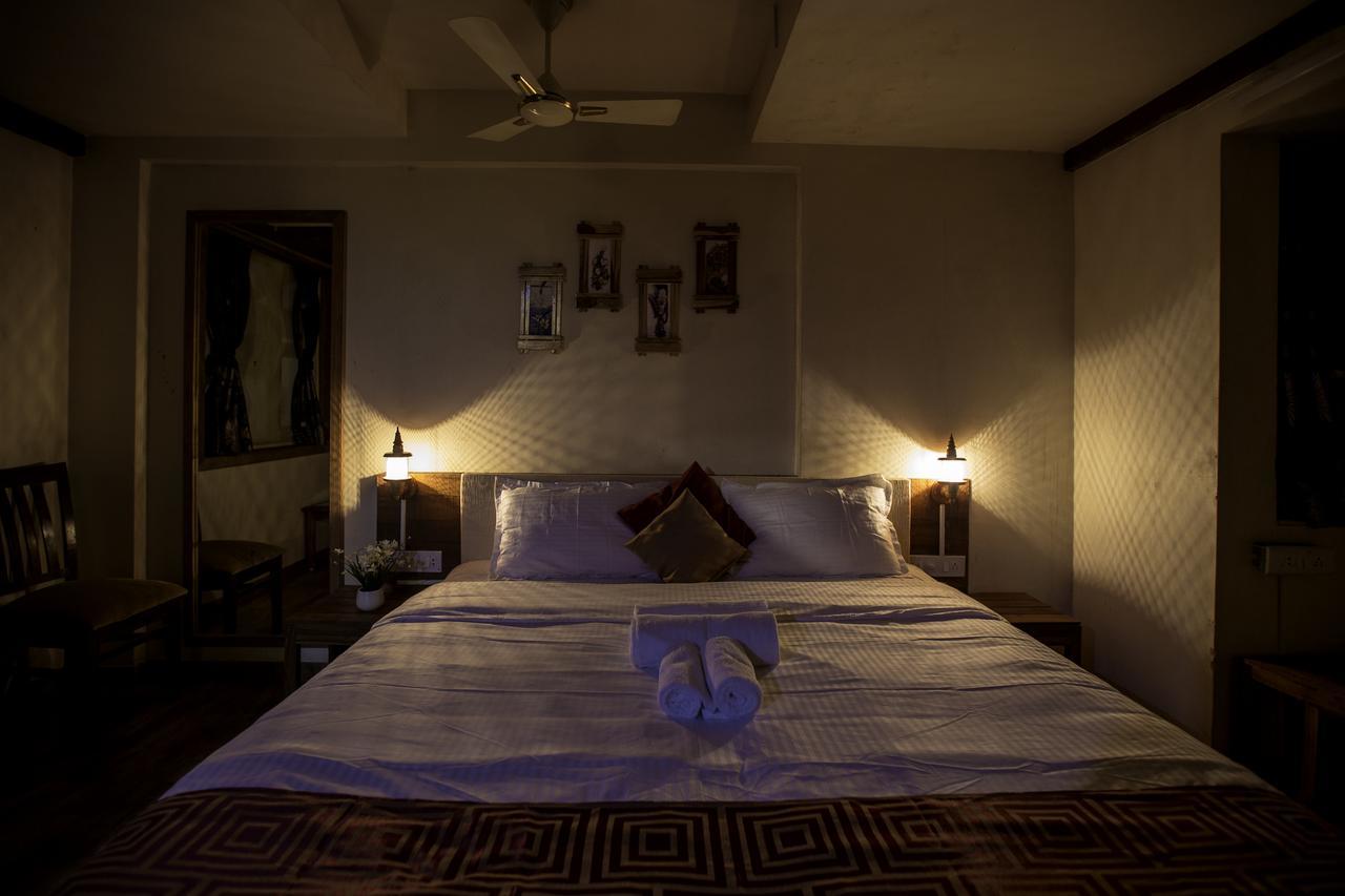 Kaular Atithis Grand Kokan Resort Ganpatipule Extérieur photo