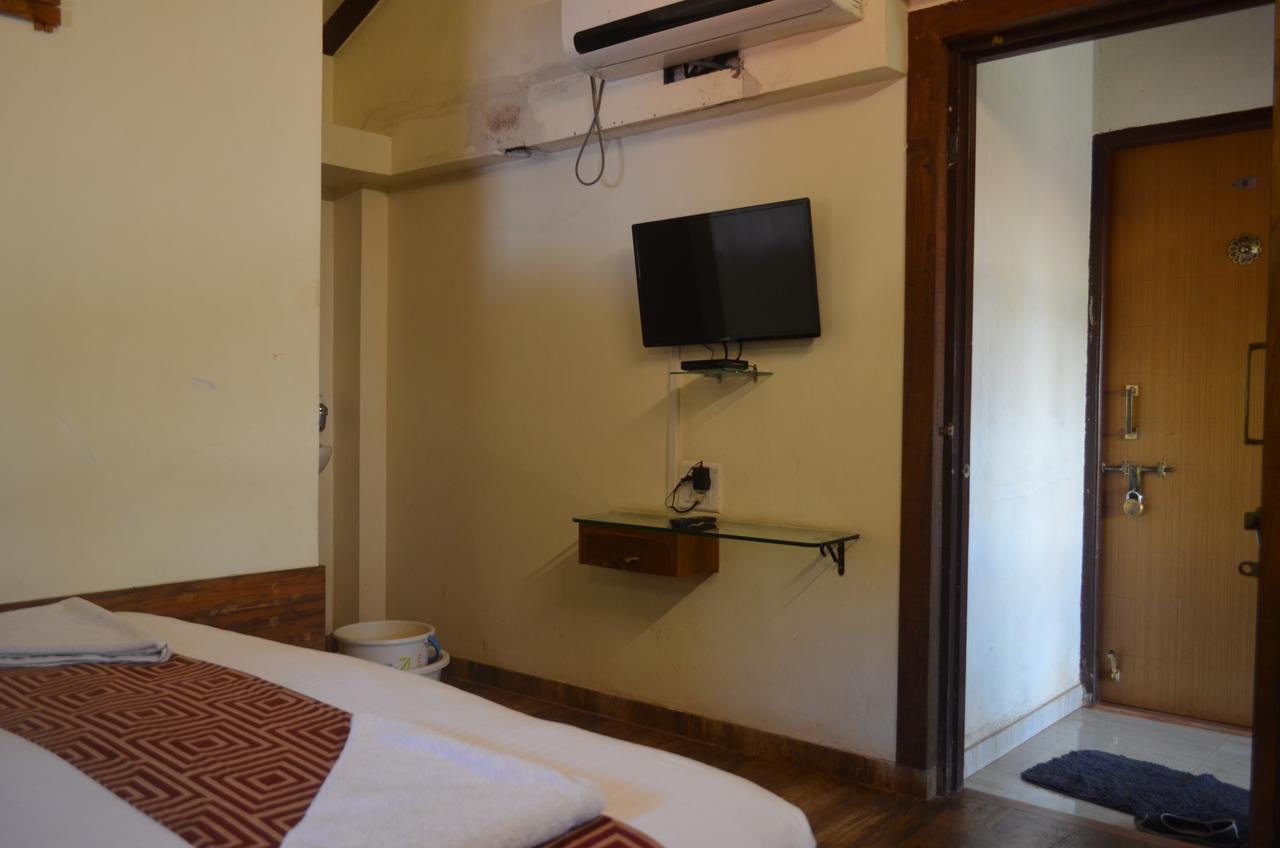 Kaular Atithis Grand Kokan Resort Ganpatipule Extérieur photo