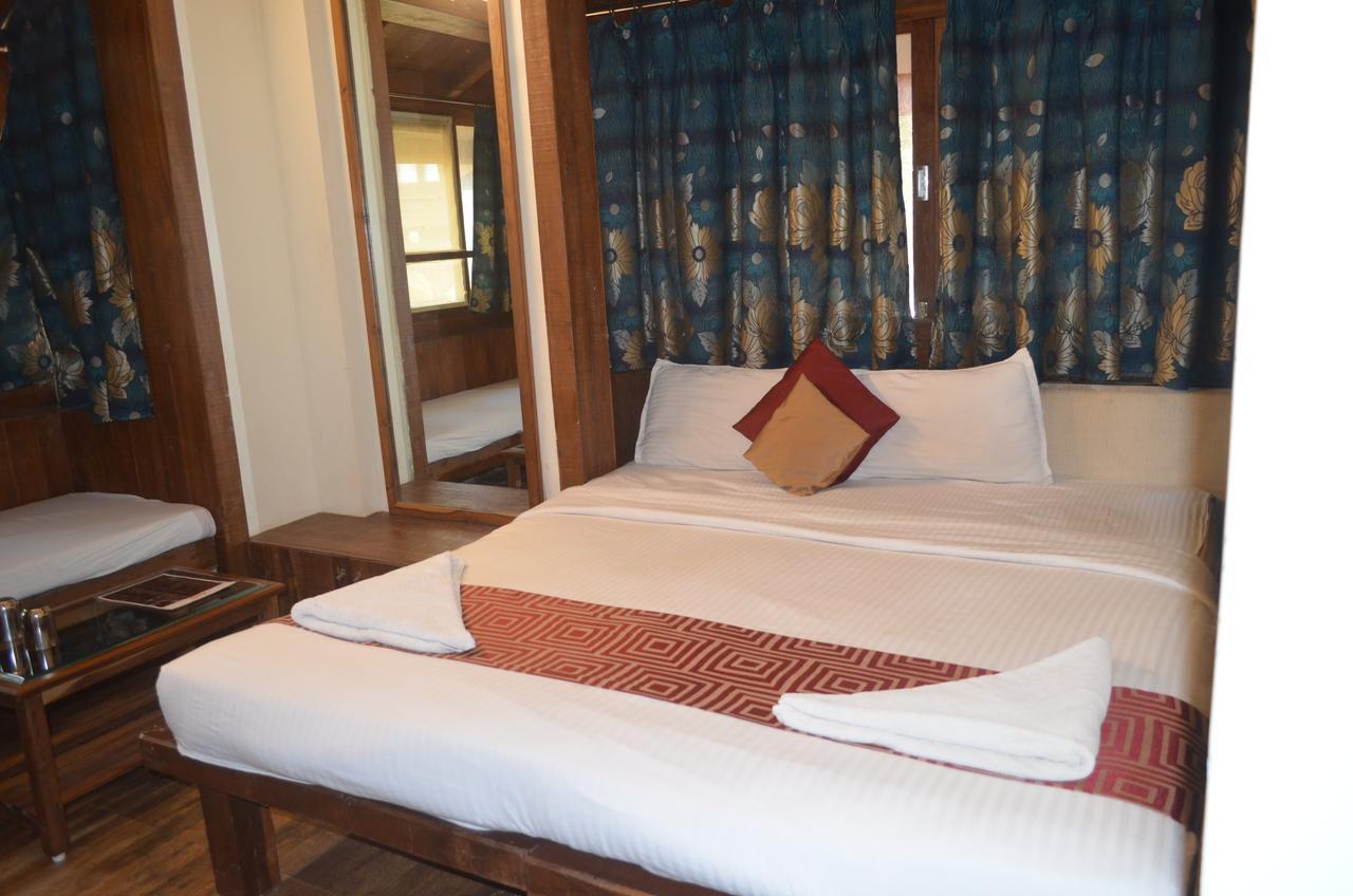 Kaular Atithis Grand Kokan Resort Ganpatipule Extérieur photo