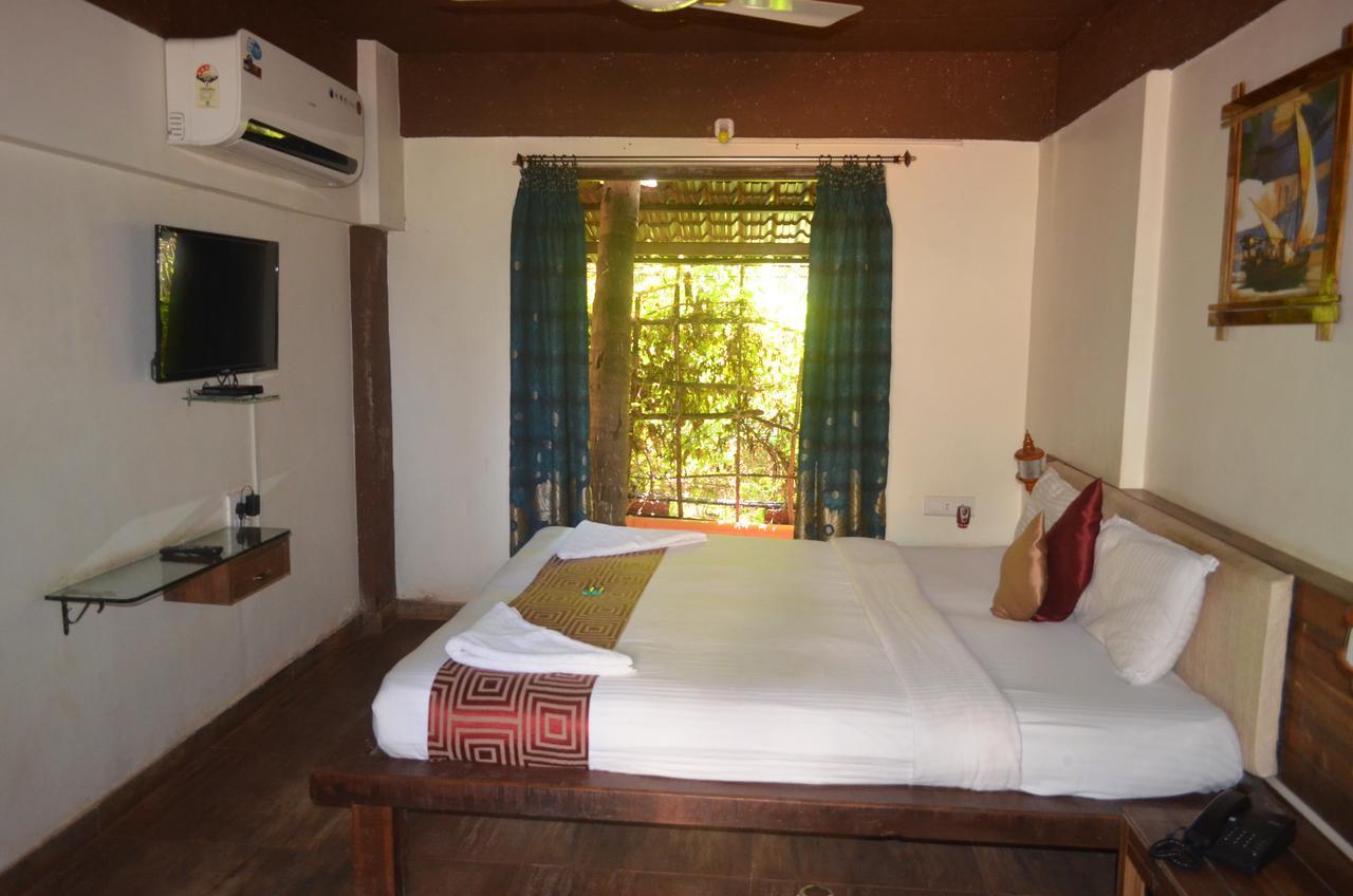 Kaular Atithis Grand Kokan Resort Ganpatipule Extérieur photo